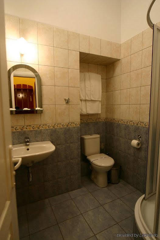 Wien Hotel Leópolis Habitación foto