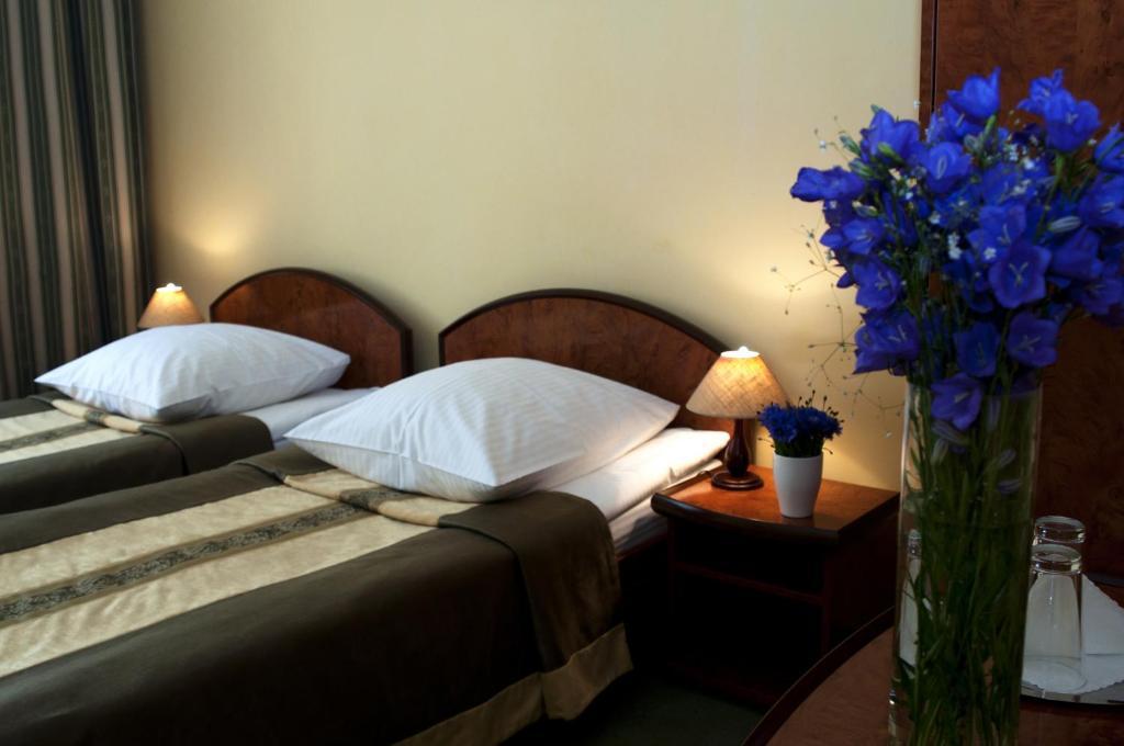 Wien Hotel Leópolis Habitación foto